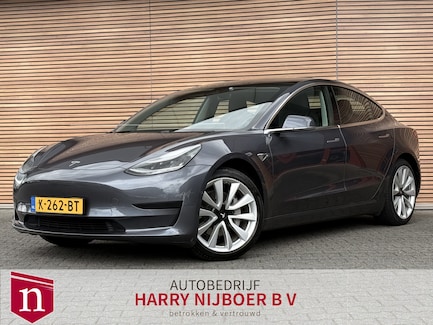 Tesla Model 3 0