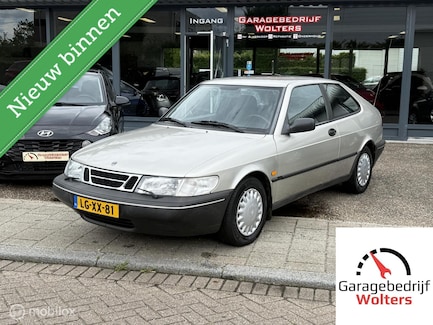 Saab 900 0