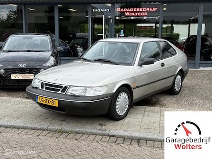 Saab 900 0