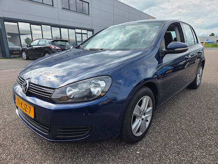 Volkswagen Golf 0