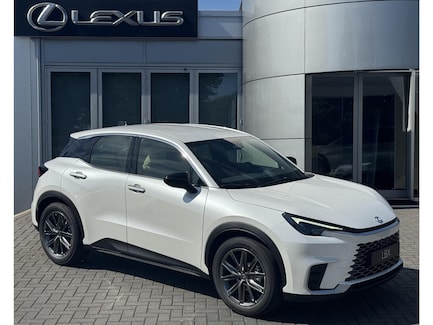 Lexus LBX 0