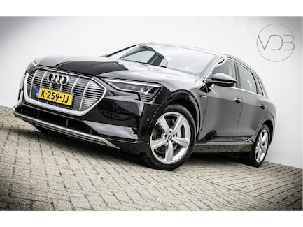Audi E-tron 0
