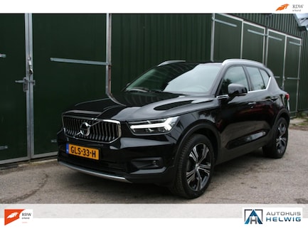 Volvo XC40 0