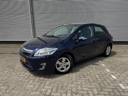 Toyota Auris 0