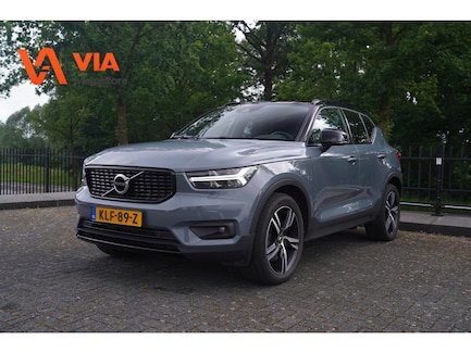 Volvo XC40 0