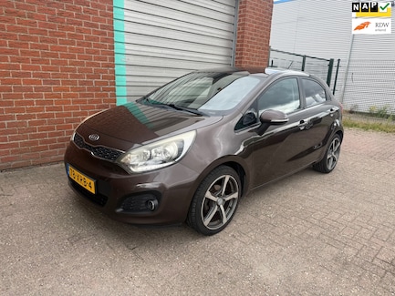 Kia Rio 0