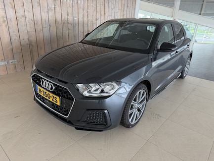 Audi A1 0