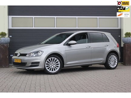 Volkswagen Golf 0