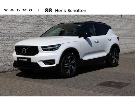 Volvo XC40 0