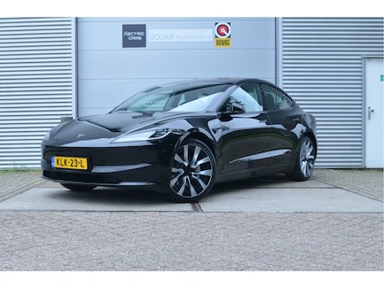 Tesla Model 3 0