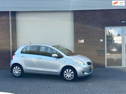 Toyota Yaris 0