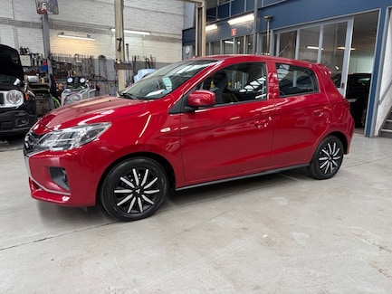 Mitsubishi Space Star 0
