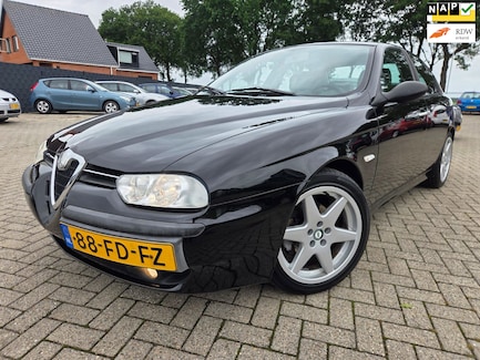 Alfa Romeo 156 0