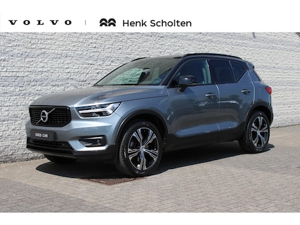 Volvo XC40 0
