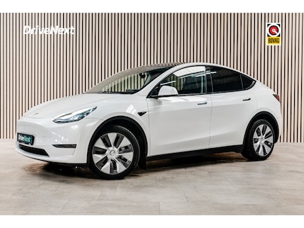 Tesla Model Y 0