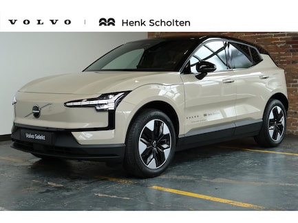 Volvo EX30 0