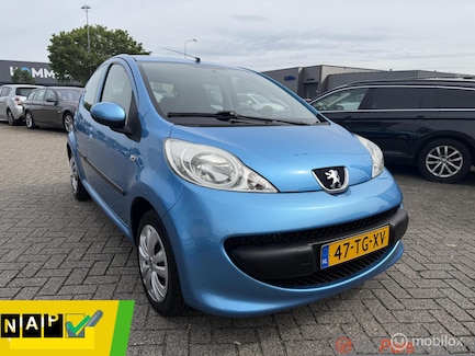 Peugeot 107 0