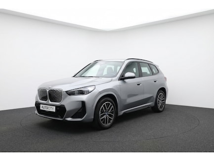 BMW iX1 0