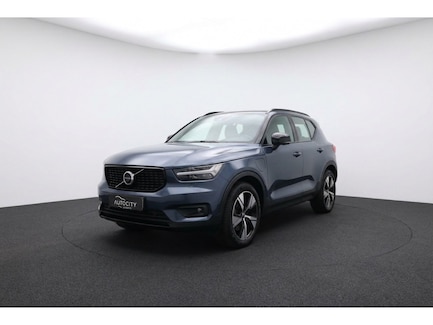 Volvo XC40 0