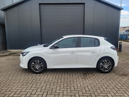 Peugeot 208 0