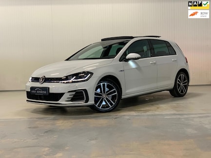 Volkswagen Golf 0