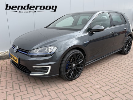Volkswagen Golf 0