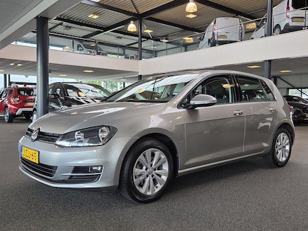 Volkswagen Golf 0