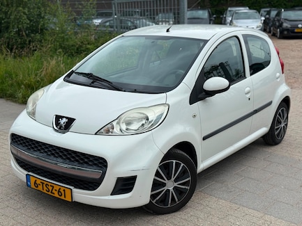 Peugeot 107 0