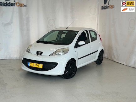 Peugeot 107 0
