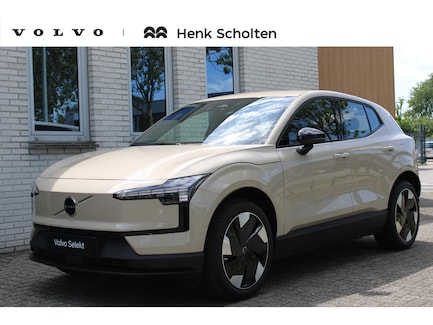 Volvo EX30 0