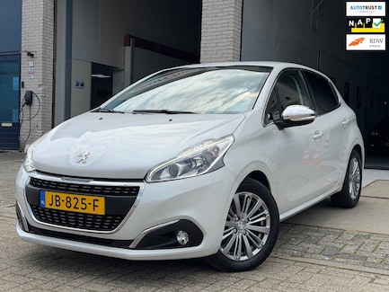 Peugeot 208 0