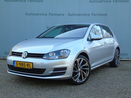 Volkswagen Golf 0