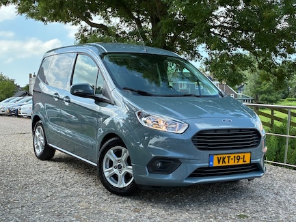 Ford Transit Courier 0
