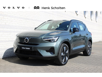 Volvo EX40 0