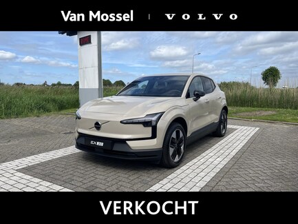 Volvo EX30 0