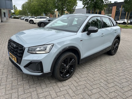 Audi Q2 0