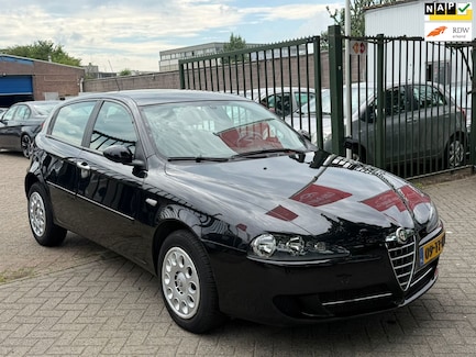 Alfa Romeo 147 0