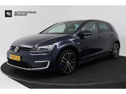 Volkswagen Golf 0