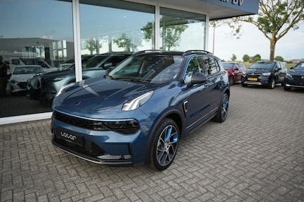 Lynk & Co 01 0