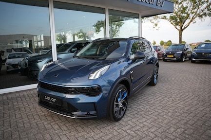 Lynk & Co 01 0