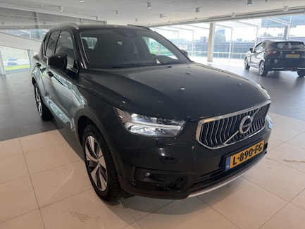 Volvo XC40 0
