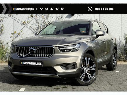 Volvo XC40 0