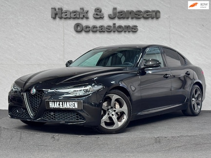 Alfa Romeo Giulia 0