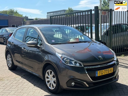 Peugeot 208 0