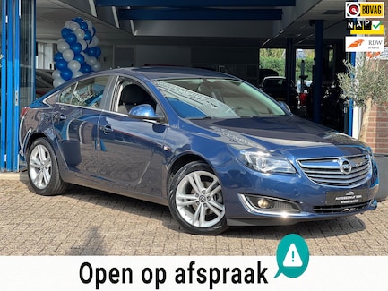 Opel Insignia 0
