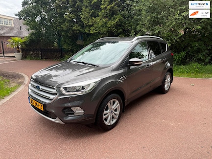 Ford Kuga 0
