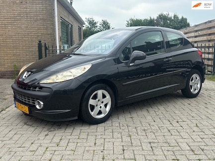 Peugeot 207 0