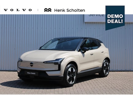 Volvo EX30 0