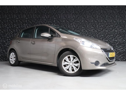 Peugeot 208 0