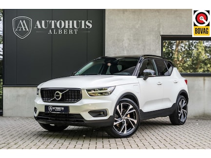 Volvo XC40 0